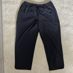 Lululemon Cropped Pants
